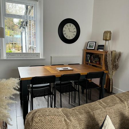 Modern, Spacious And Central Location Aberdare Exteriör bild