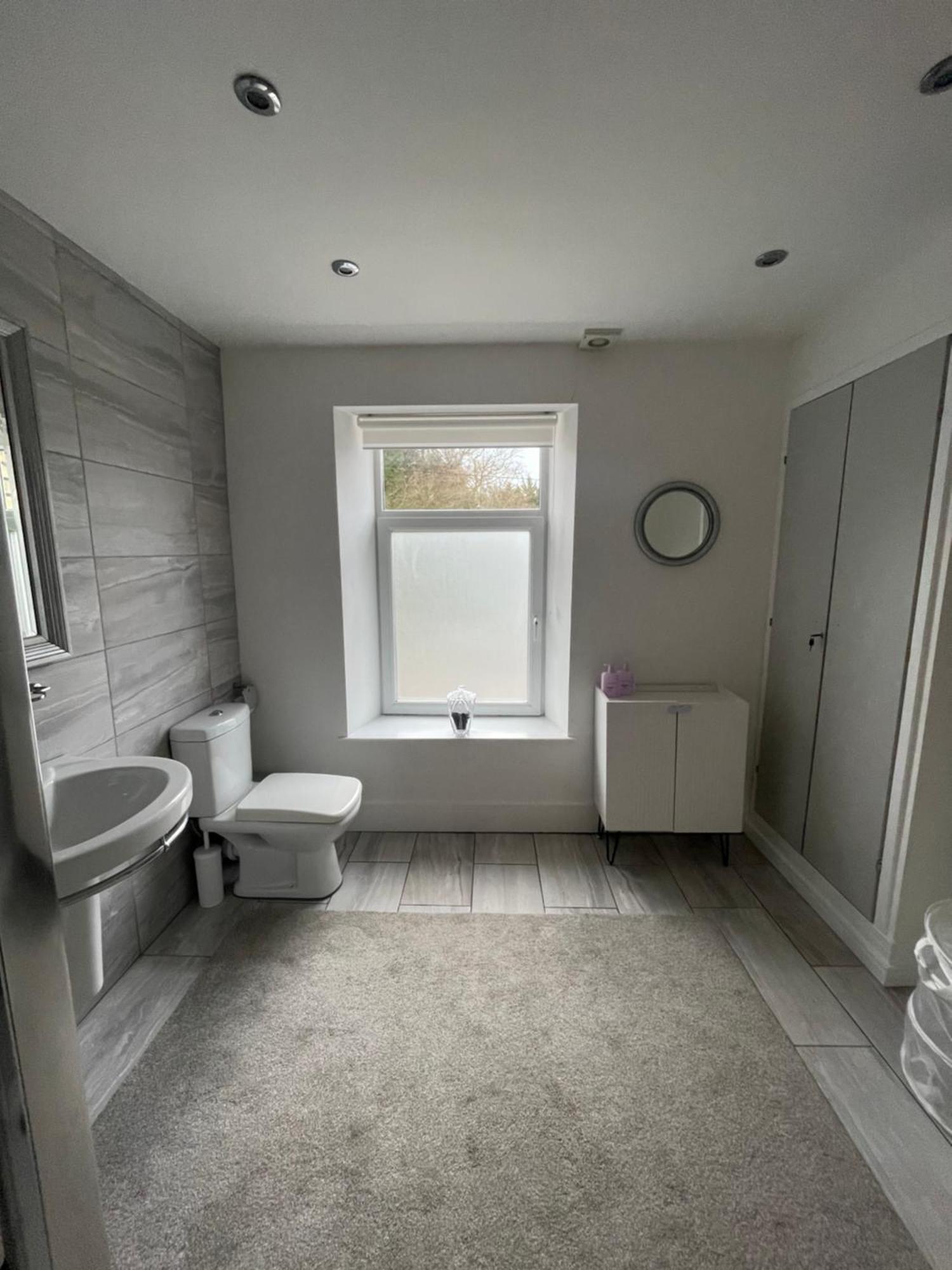 Modern, Spacious And Central Location Aberdare Exteriör bild