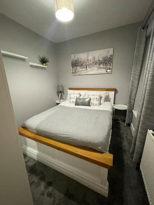 Modern, Spacious And Central Location Aberdare Exteriör bild